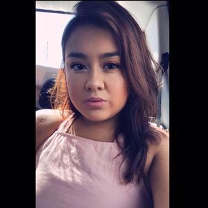 Meet your Posher, Bibi